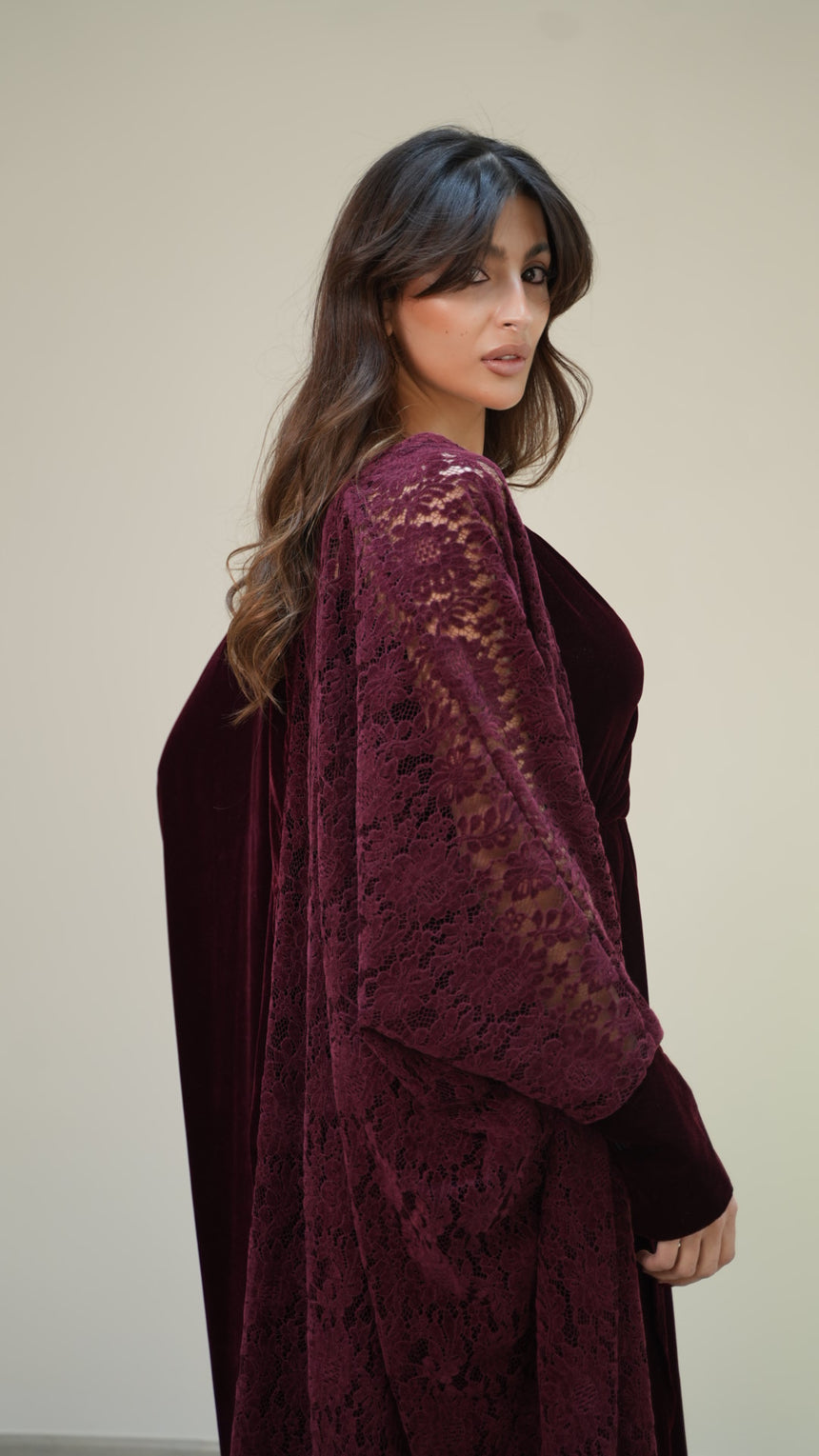 Velvet Chantilly Maroon/ brown